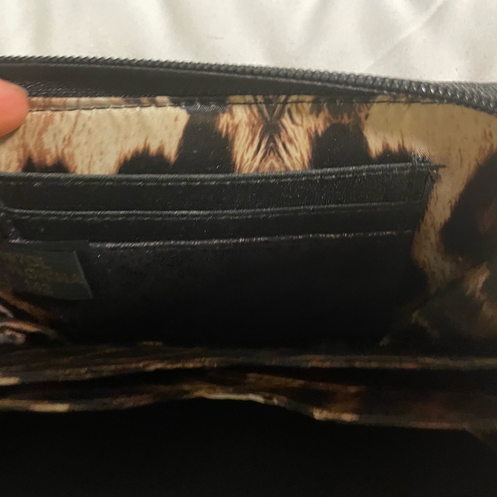 Jessica Simpson Wristlet - Picture 9 of 10